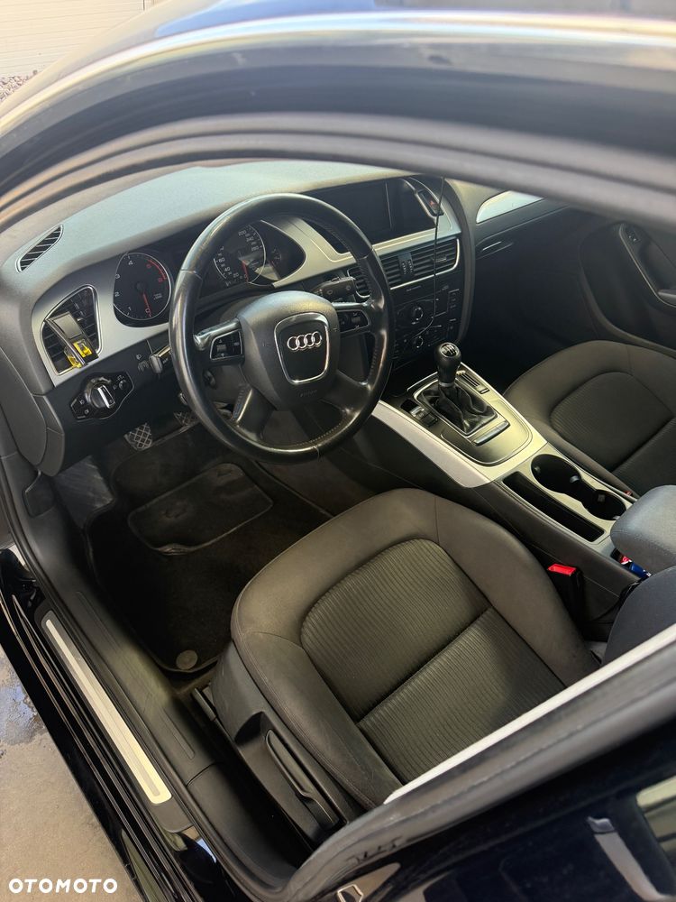 Audi A4 Limousine 2.0 TDI - 16