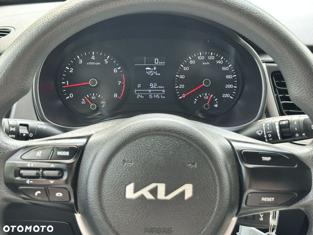 Kia Rio - 26