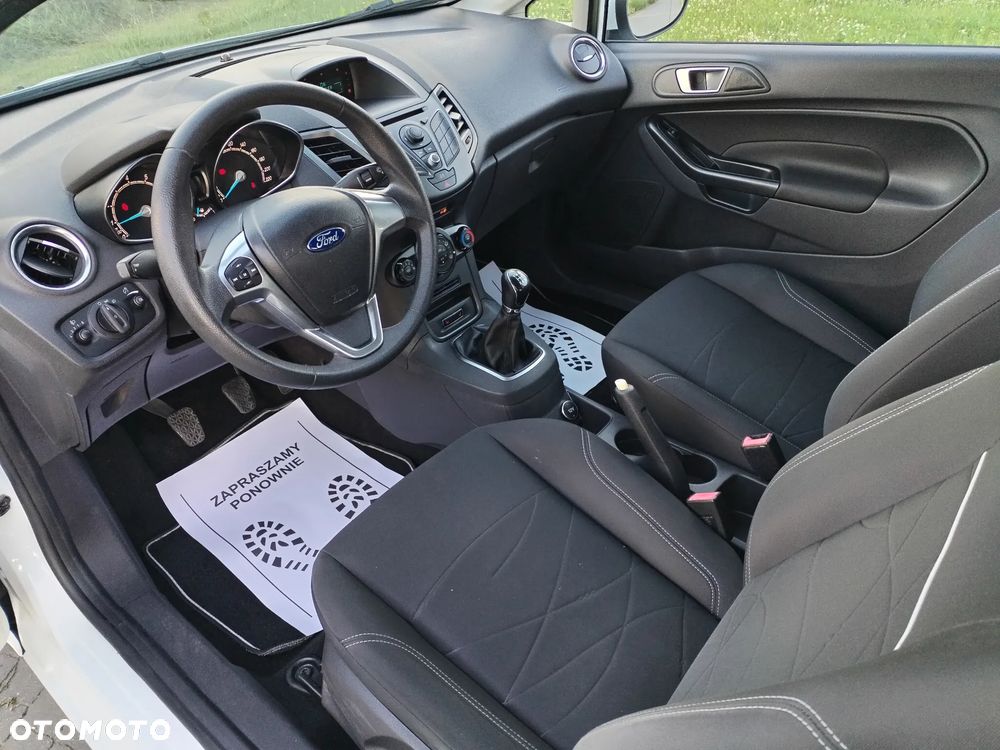 Ford Fiesta - 24