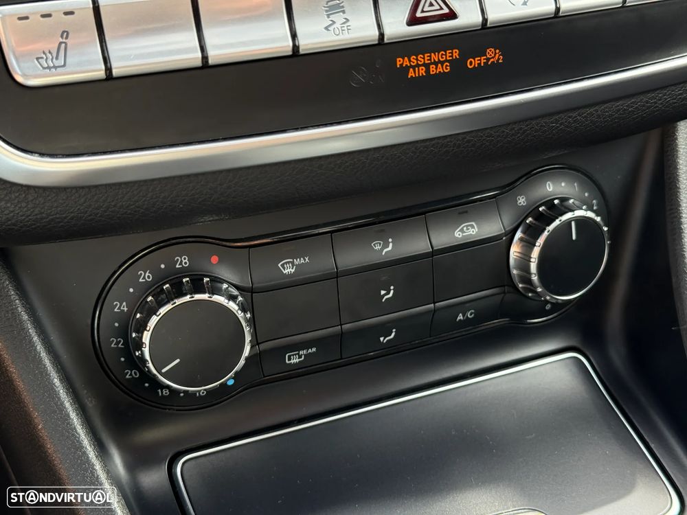 Mercedes-Benz CLA 45 AMG 4Matic Shooting Brake 7G-DCT - 14