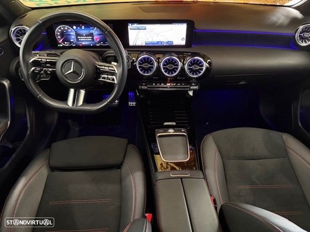 Mercedes-Benz A 200 AMG Line Aut. - 3