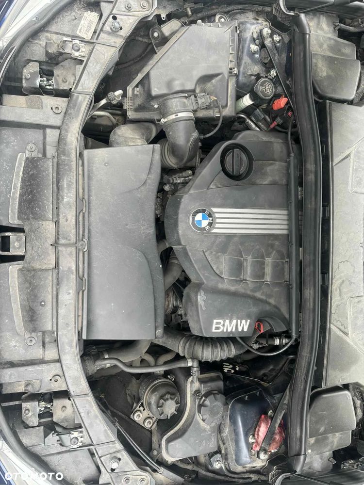 BMW X1 xDrive18d - 22
