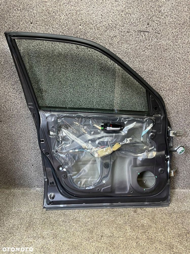 Drzwi lewy przod przednie szyba LIFT Suzuki Grand Vitara II 80umFe ZMA C28 - 10