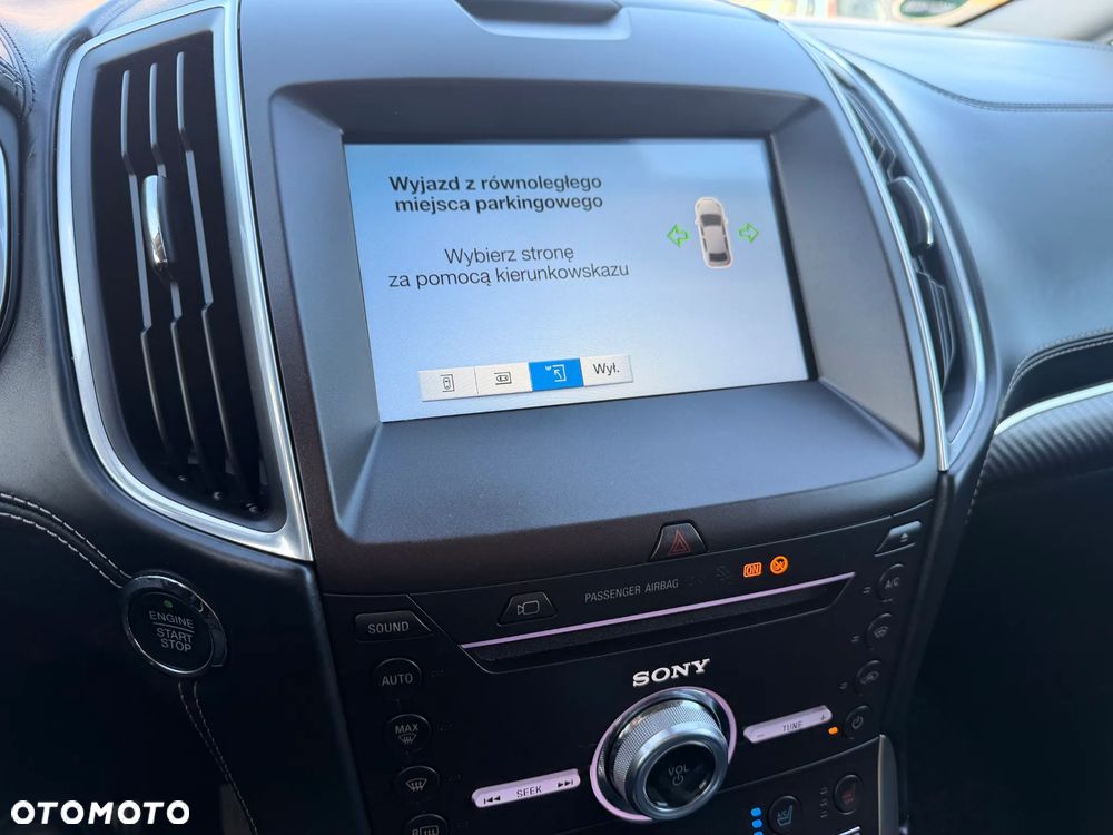 Ford S-Max - 33