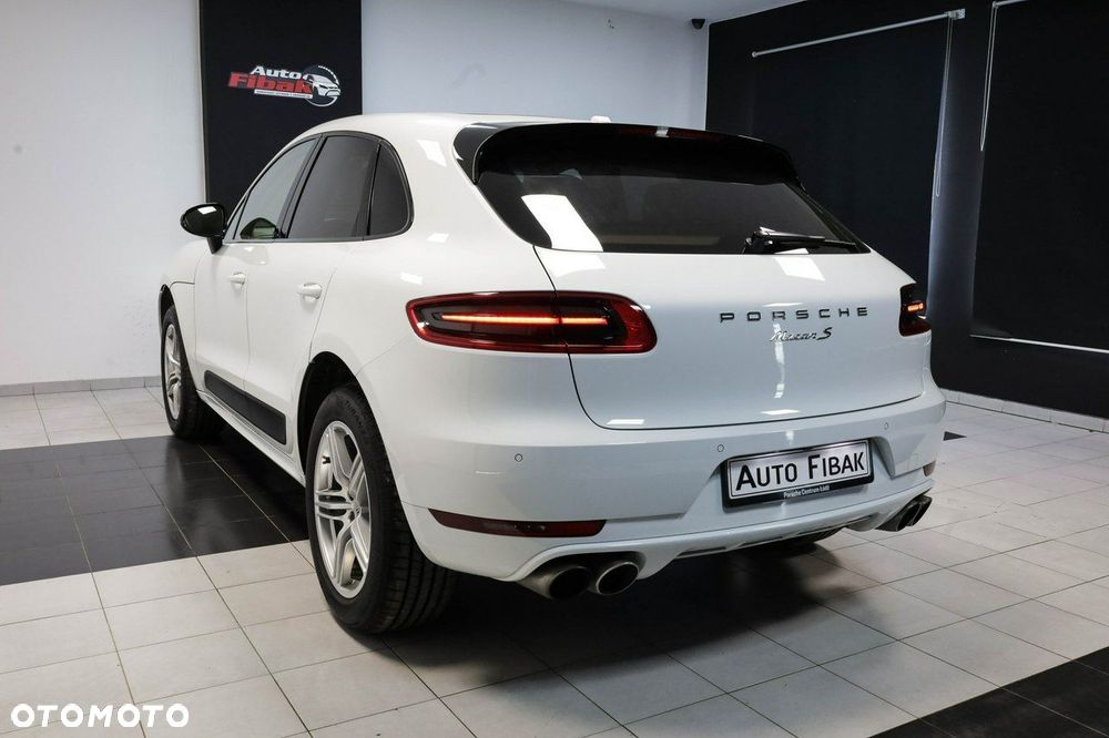 Porsche Macan - 10