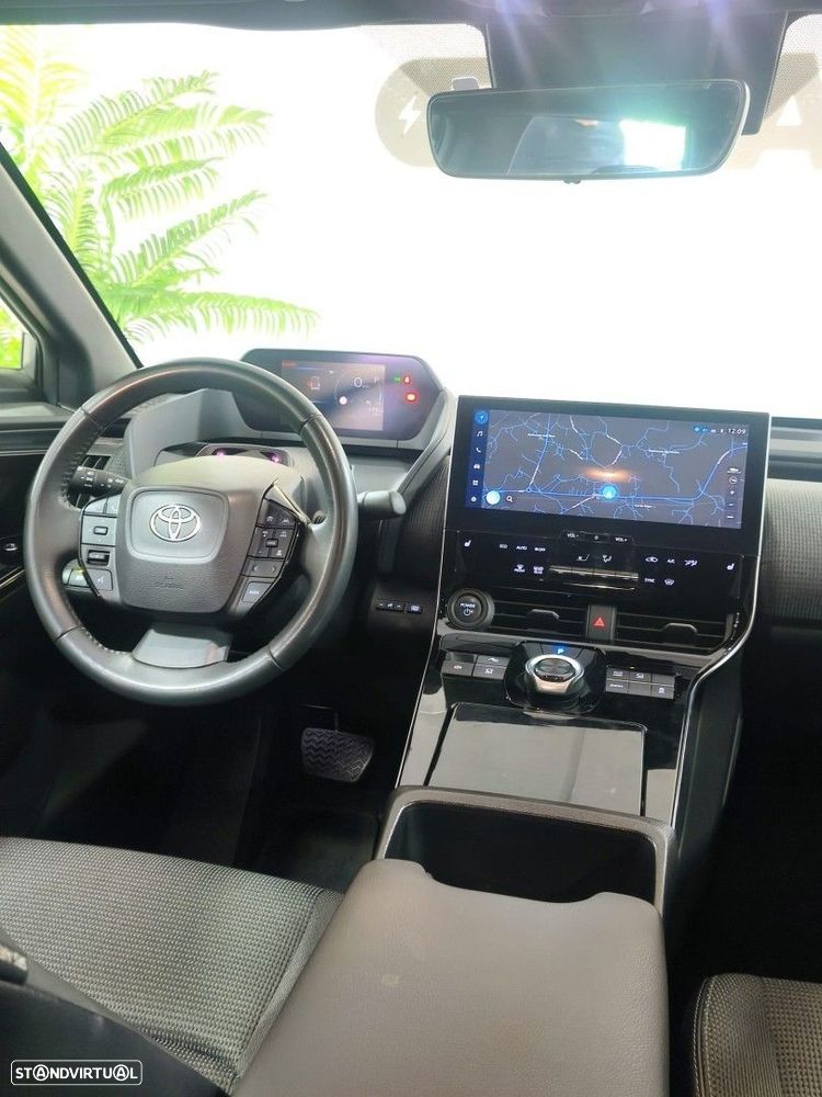 Toyota bZ4X 71,4 kWh Premium - 12