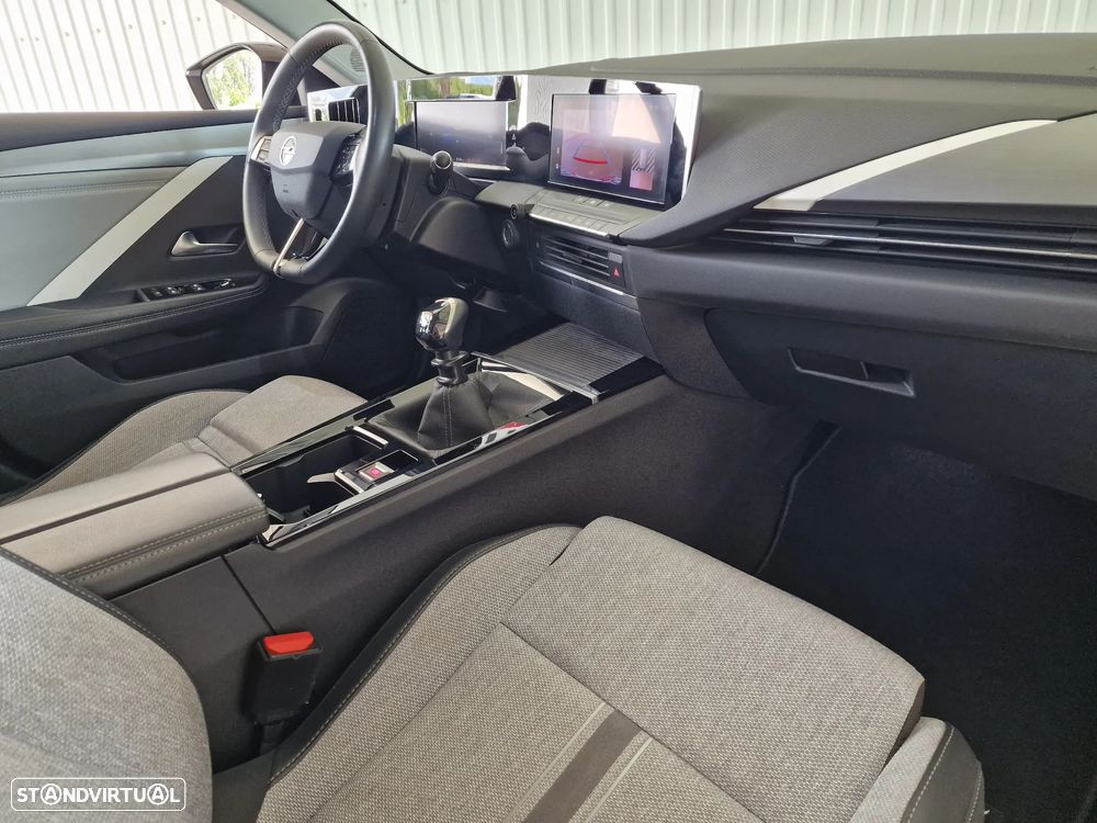 Opel Astra 1.5 D Elegance - 14