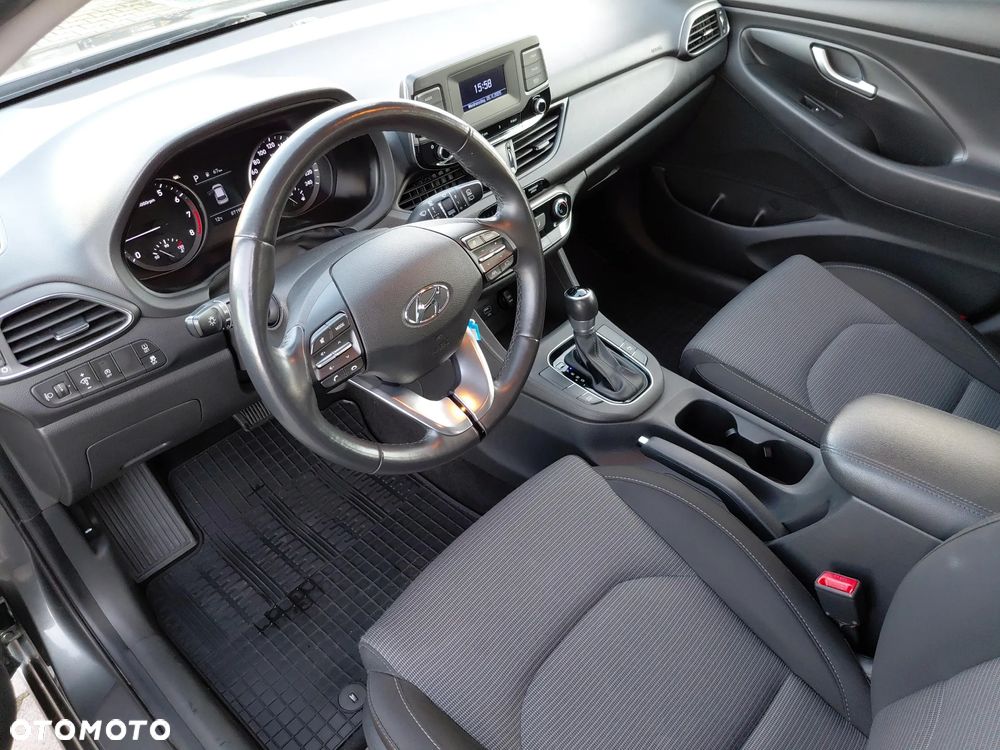 Hyundai i30 1.0 T-GDI Classic + DCT - 9