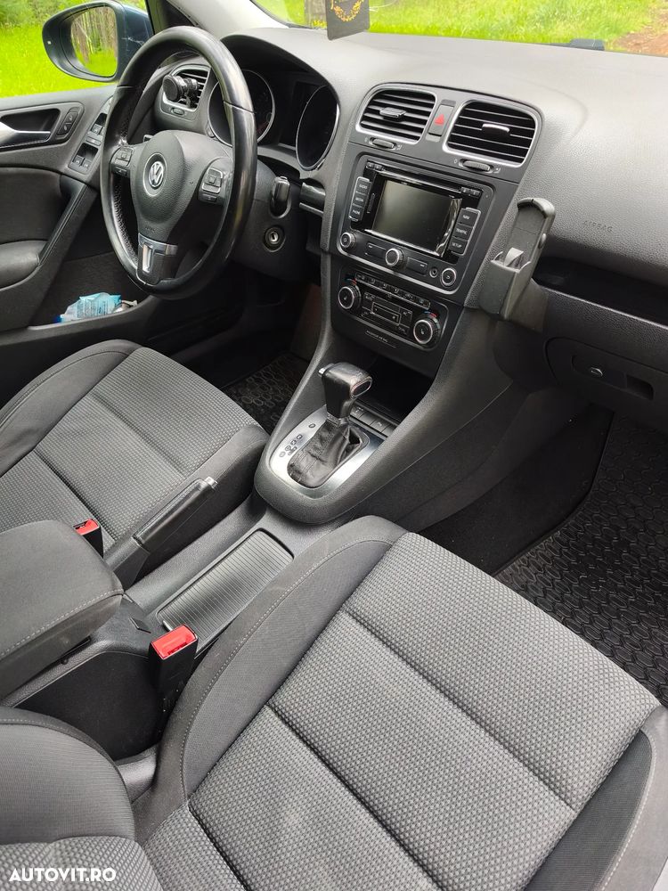 Volkswagen Golf 2.0 TDI DSG Individual - 4