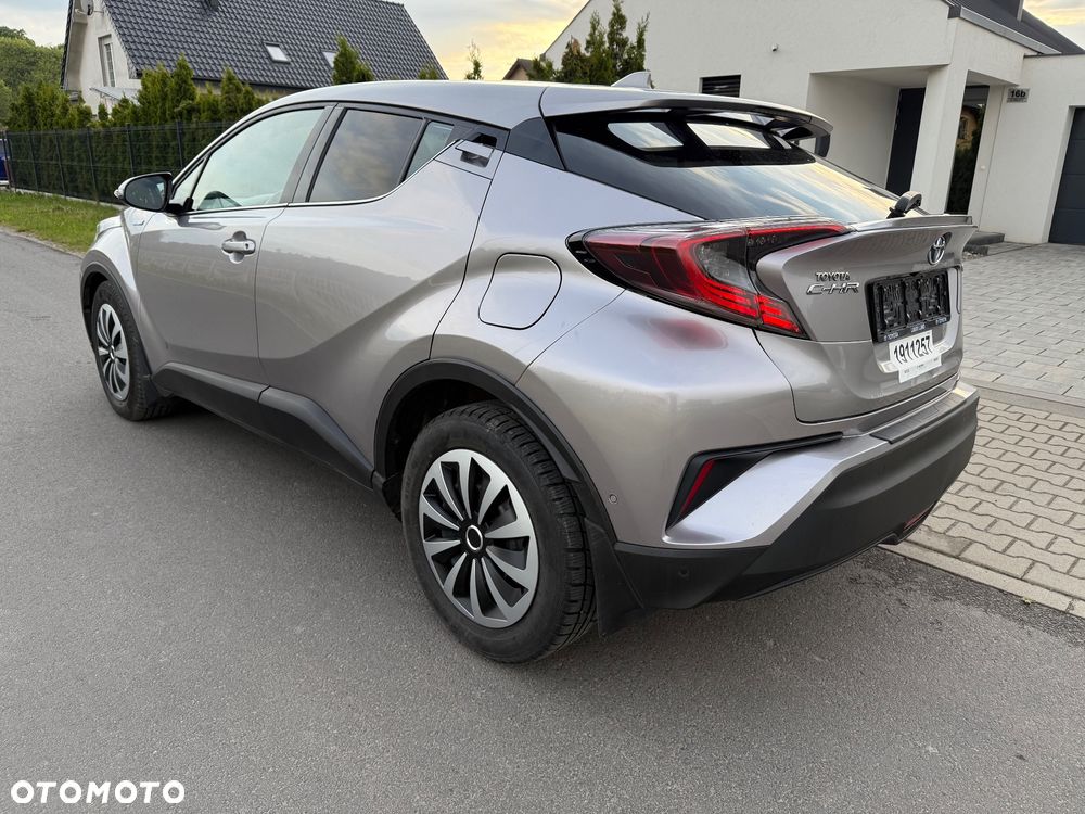 Toyota C-HR - 10