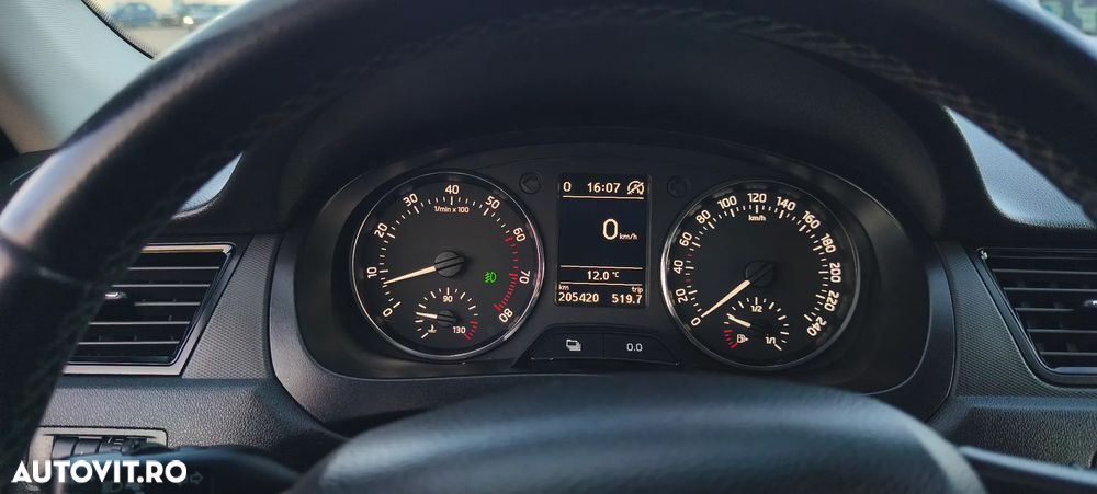 Skoda RAPID 1.2 TSI Ambition Green tec - 5