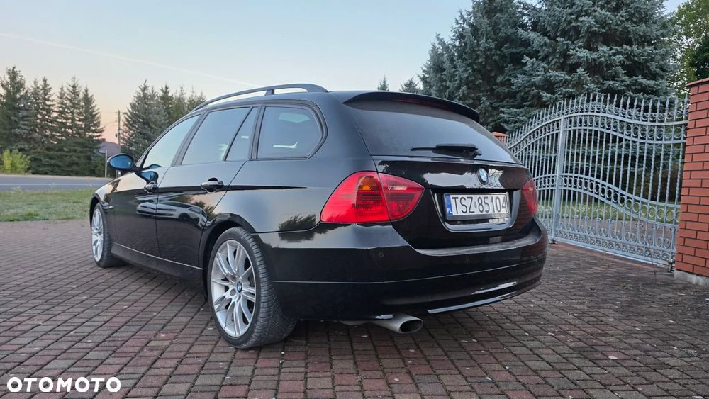 BMW Seria 3 318i - 6