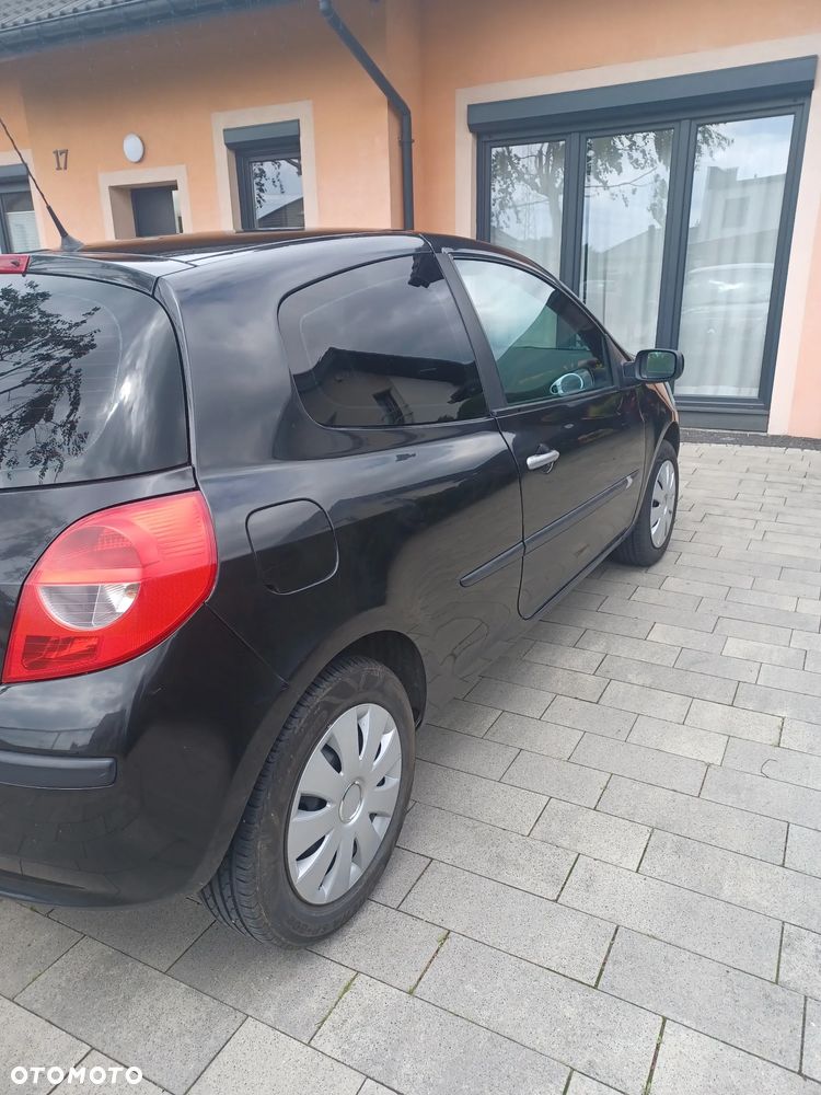 Renault Clio 1.2 16V Wind - 7
