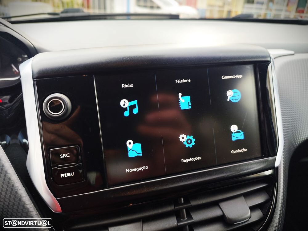 Peugeot 2008 1.2 PureTech Style - 22