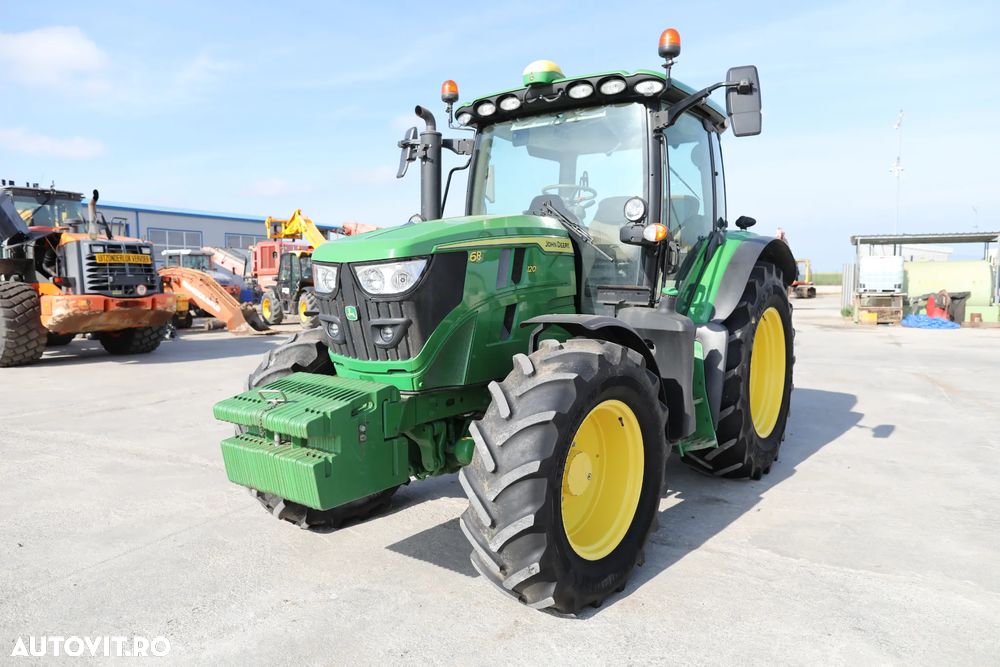 John Deere 6120 R - 8