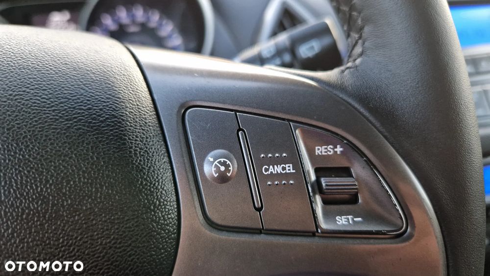 Hyundai ix35 1.6 GDI Premium 2WD - 21