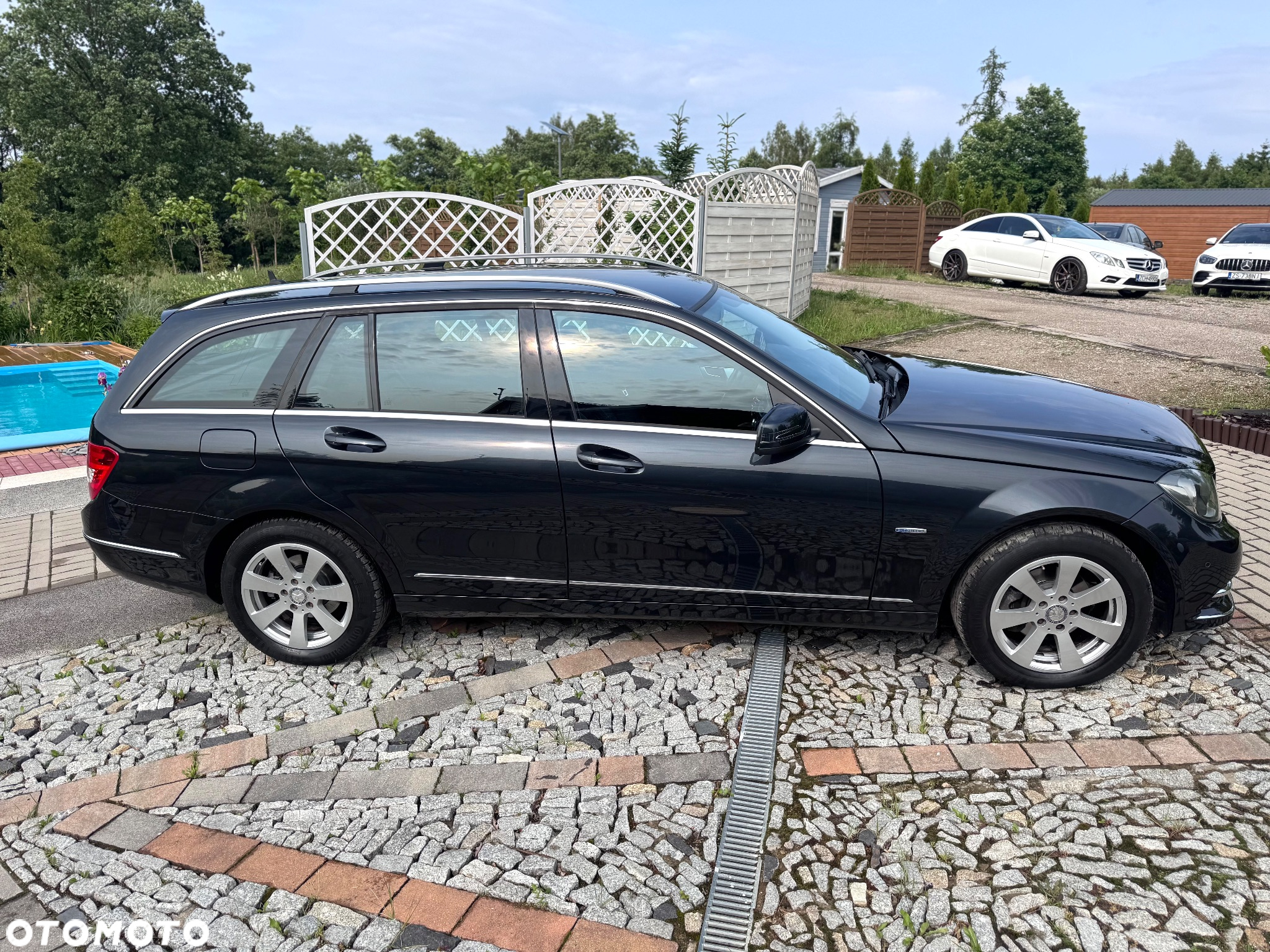 Mercedes-Benz Klasa C 180 CGI BlueEff Avantgarde - 4
