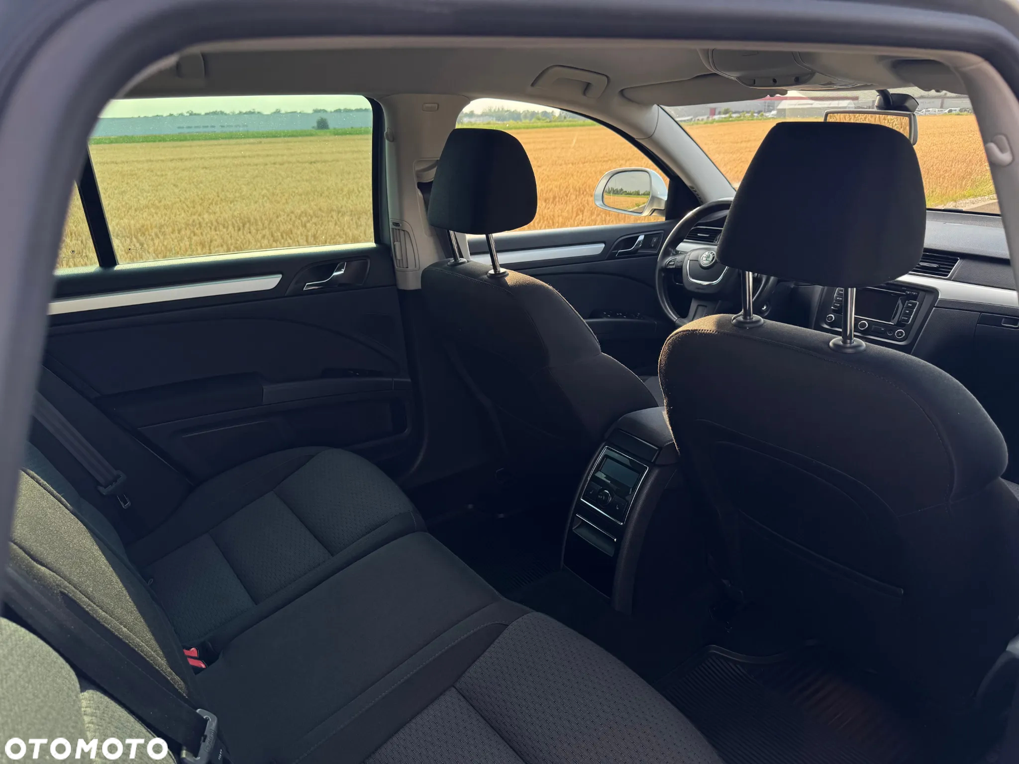 Skoda Superb 2.0 TSI Elegance DSG - 9