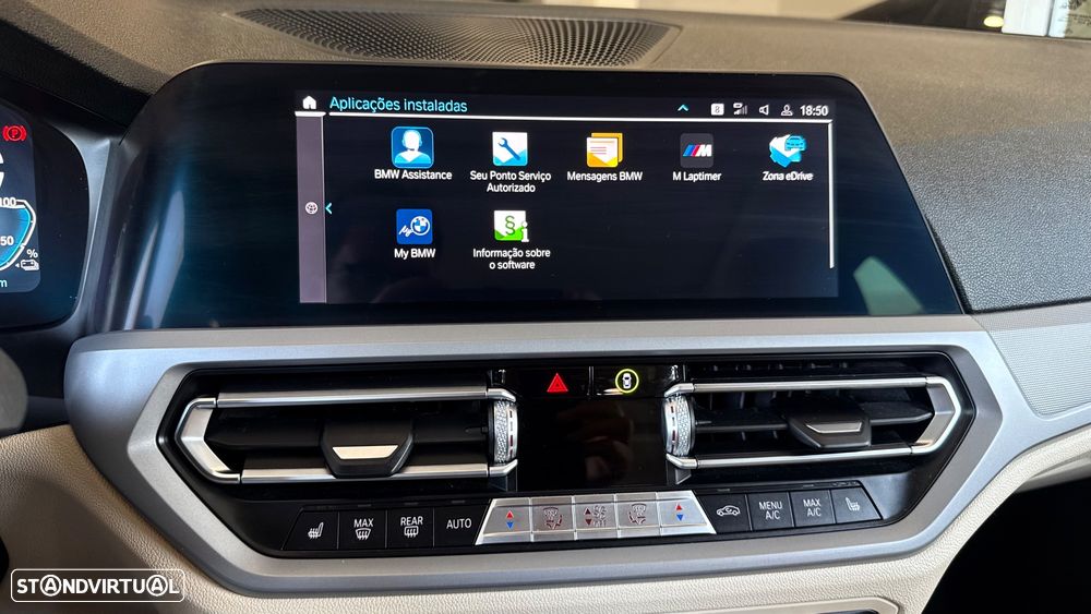 BMW 330 e Line Luxury Auto - 32