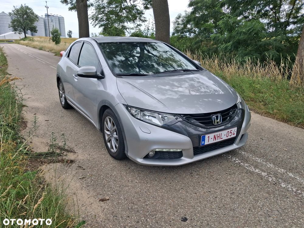 Honda Civic 1.6 i-DTEC Comfort Black Edition - 3