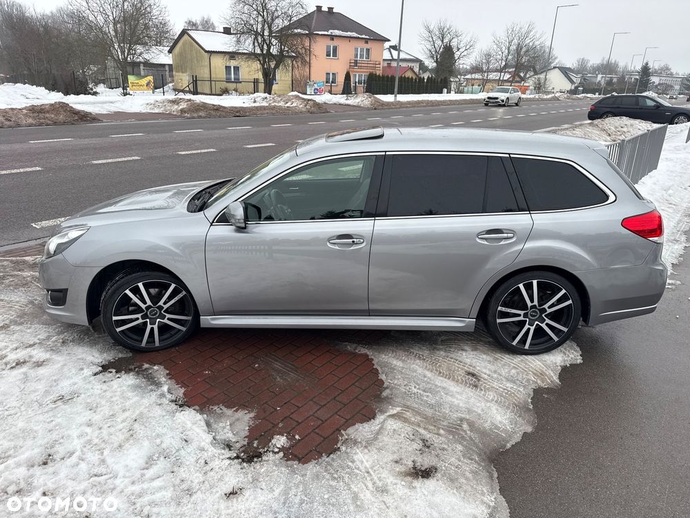 Subaru Legacy 2.5i GT - 5