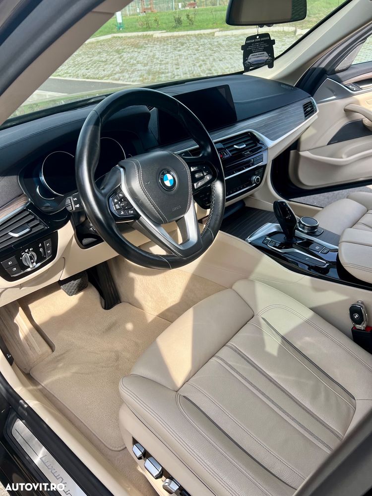 BMW Seria 5 520d AT - 7