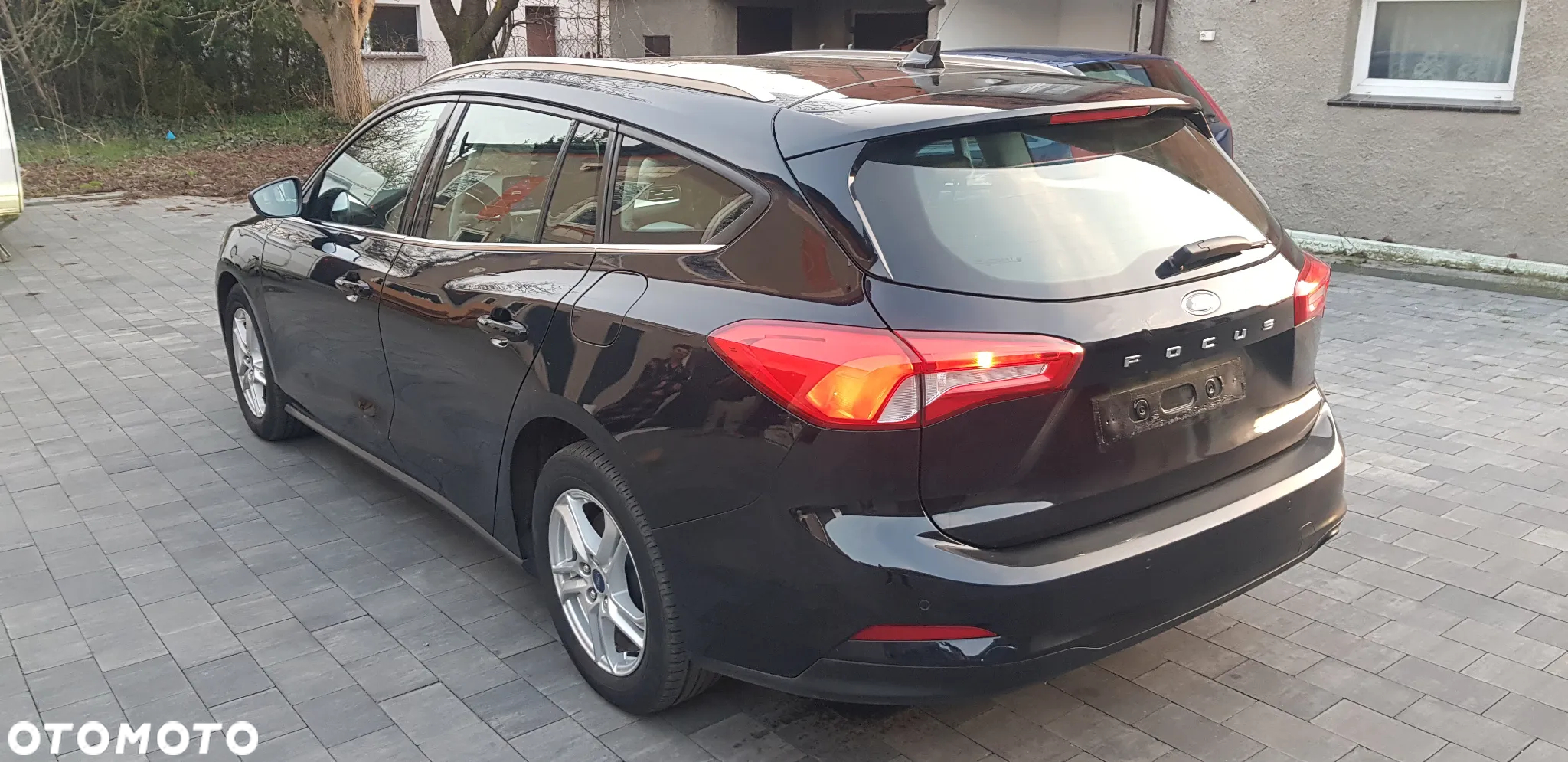 Ford Focus 1.0 EcoBoost Active Business - 9