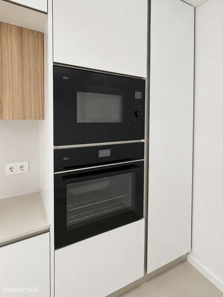 Apartamento T2 novo com varanda e garagem box — Charneca da Caparica - Grande imagem: 4/19