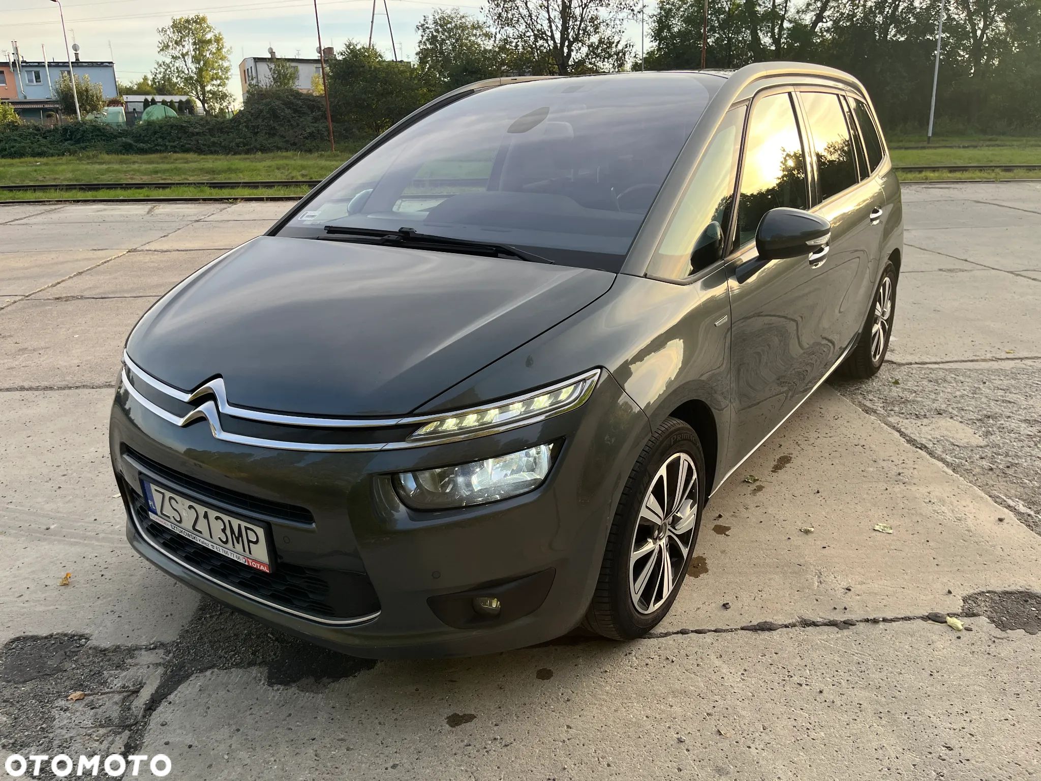 Citroën C4 Grand Picasso BlueHDi 120 EAT6 Exclusive - 1