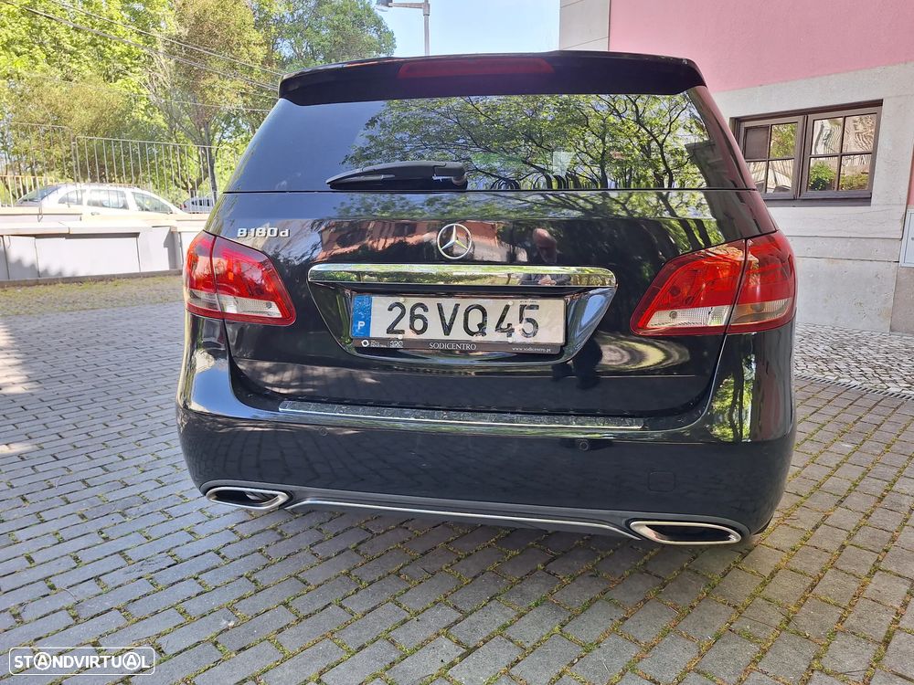 Mercedes-Benz B 180 d Style - 8