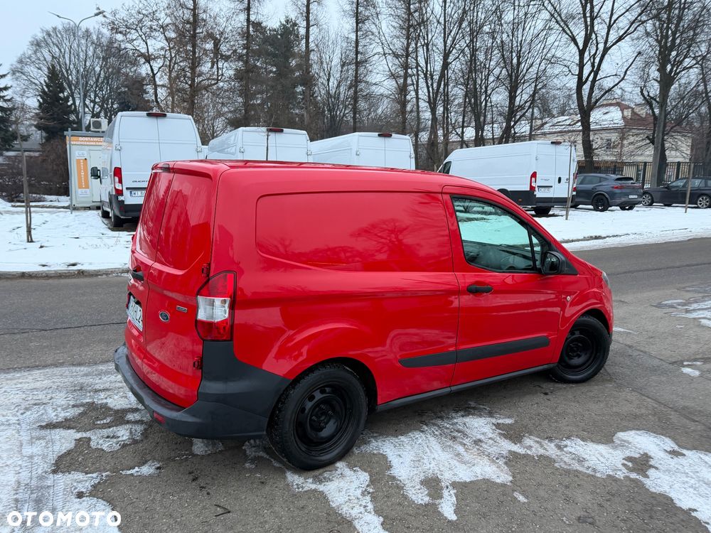 Ford Transit Courier Ambiente - 22