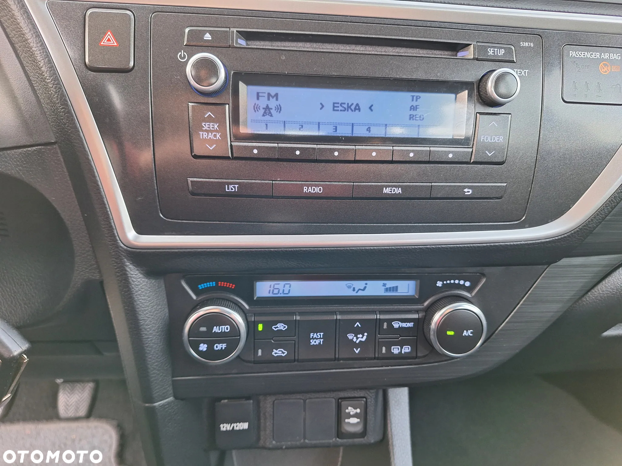 Toyota Auris 1.33 Dual-VVT-i Comfort - 21