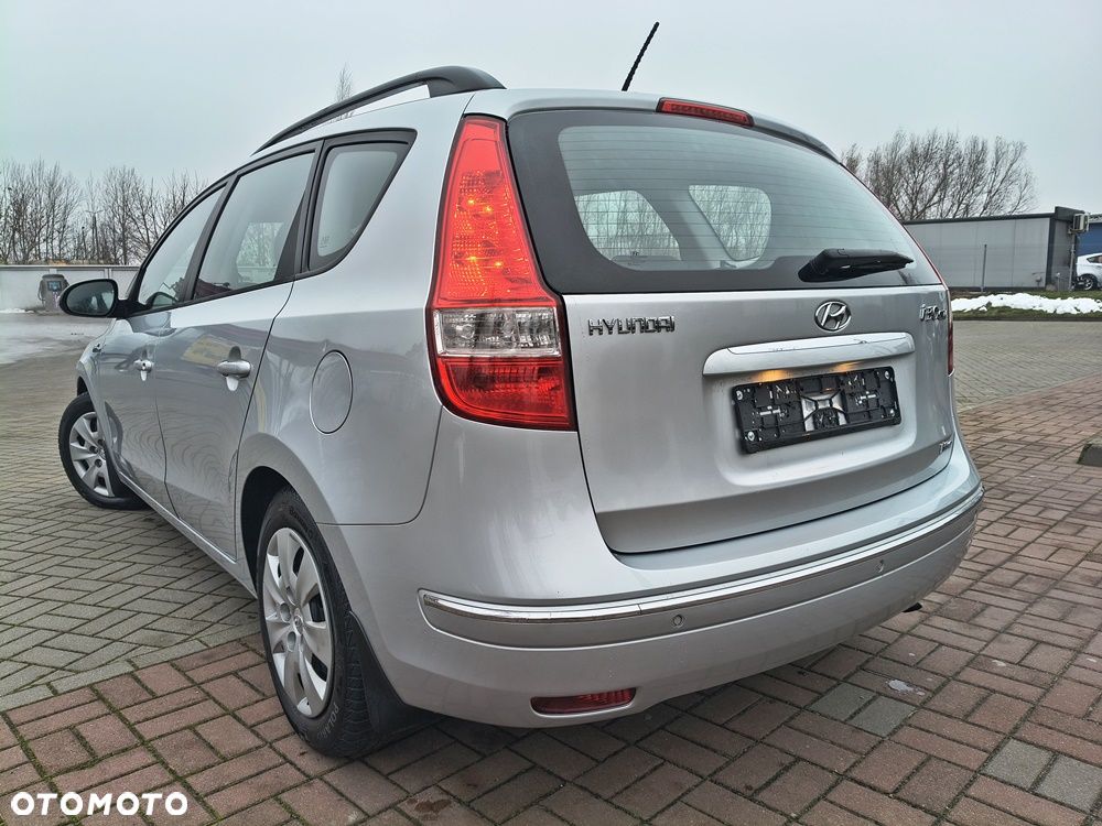 Hyundai i30 1.6 blue Classic - 6