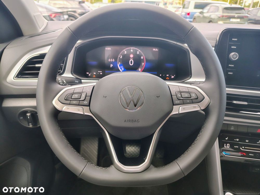 Volkswagen T-Roc - 10