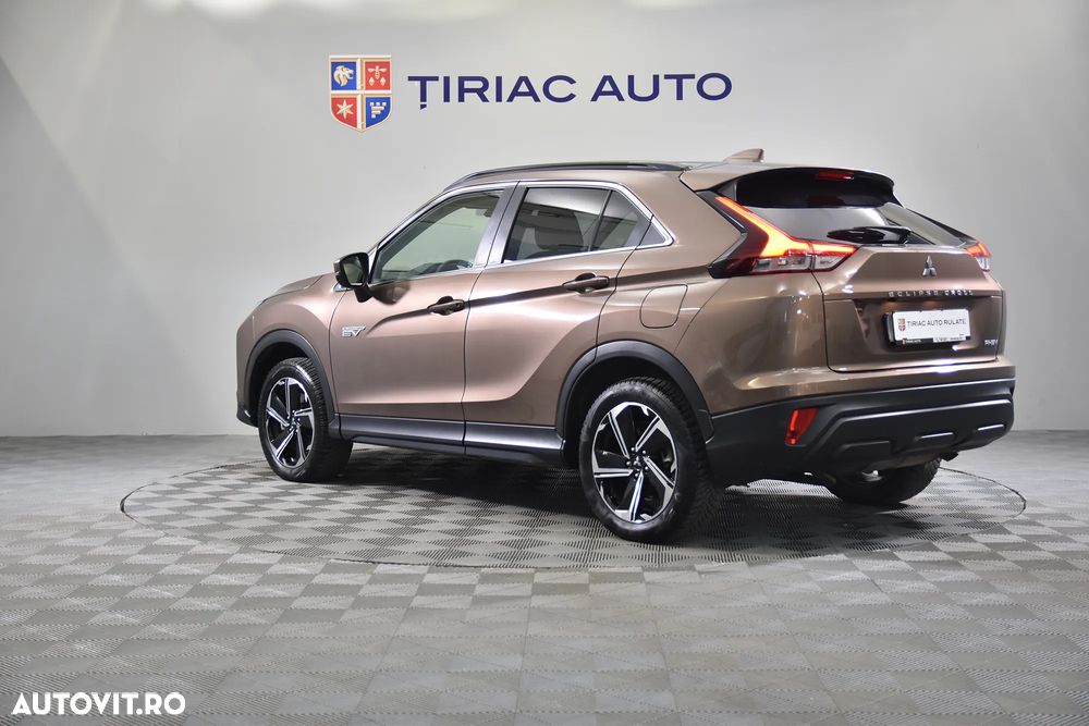 Mitsubishi Eclipse-Cross - 4