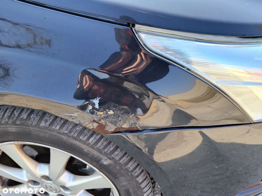 Toyota Avensis 2.0 D-4D - 8