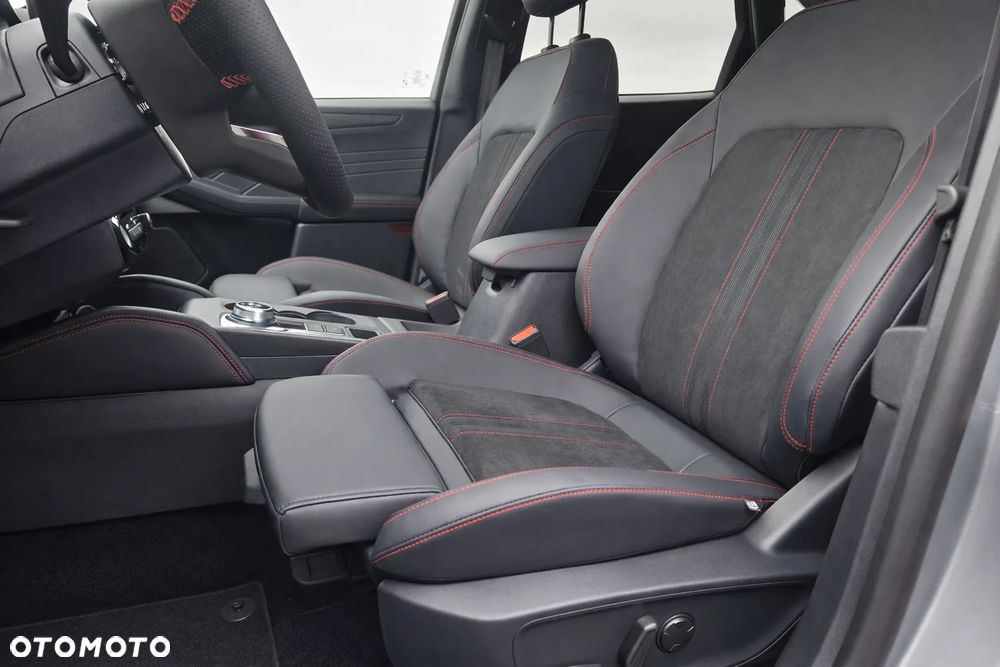 Ford Kuga 2.5 FHEV AWD ST-Line X eCVT - 8