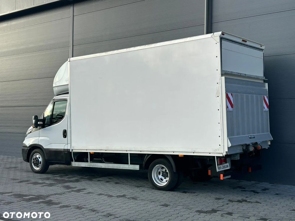 Iveco Daily 35C15 3.0 HPI Kontener 8 palet + winda 750kg **KLIMA**Sprowadzony**2015R** - 3