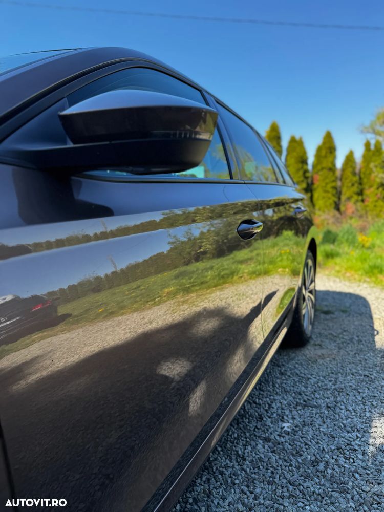 Skoda Octavia 2.0 TDI STYLE DSG - 5