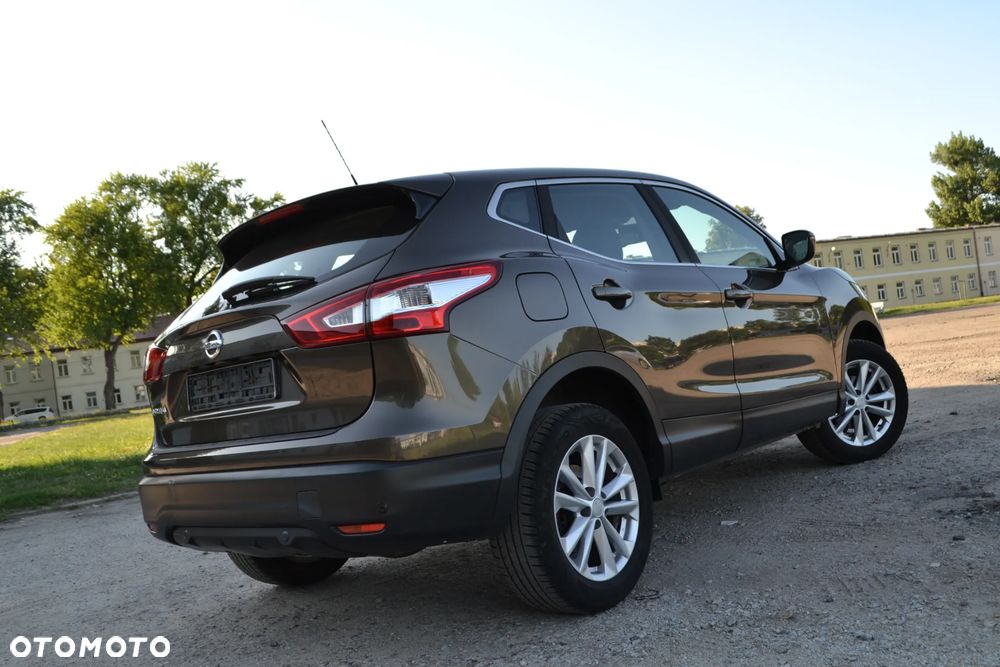 Nissan Qashqai 1.2 DIG-T Tekna EU6 - 14