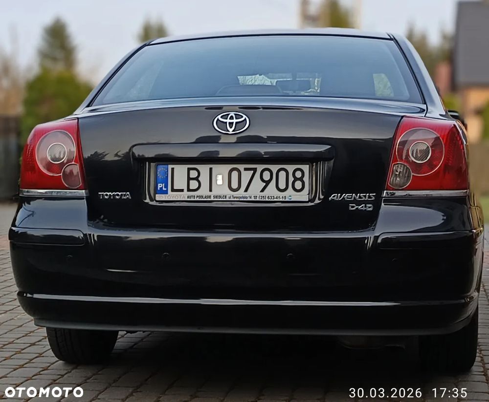 Toyota Avensis 2.0 D-4D Luna - 2