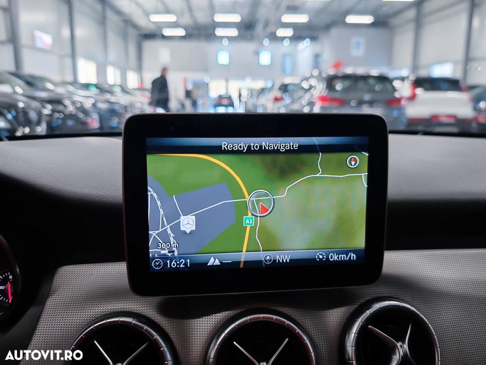 Mercedes-Benz CLA Shooting Brake 180 d 7G-DCT - 10