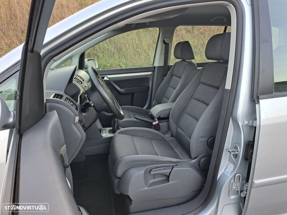 VW Touran 1.9 TDi Conceptl BlueM. 7L - 12