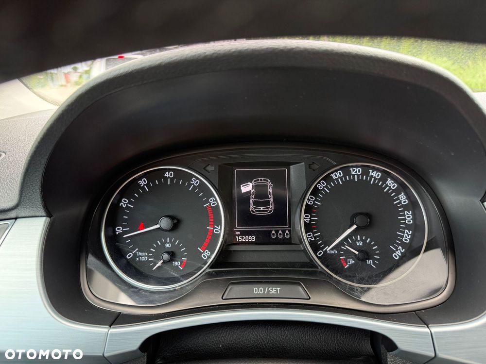 Skoda Fabia 1.2 TSI Active - 8