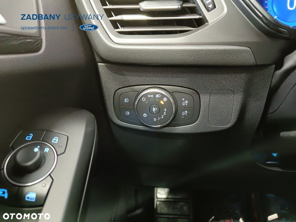 Ford Focus 1.0 EcoBoost ST-Line X - 16