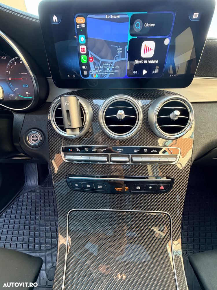 Mercedes-Benz GLC 300 e 4MATIC - 33