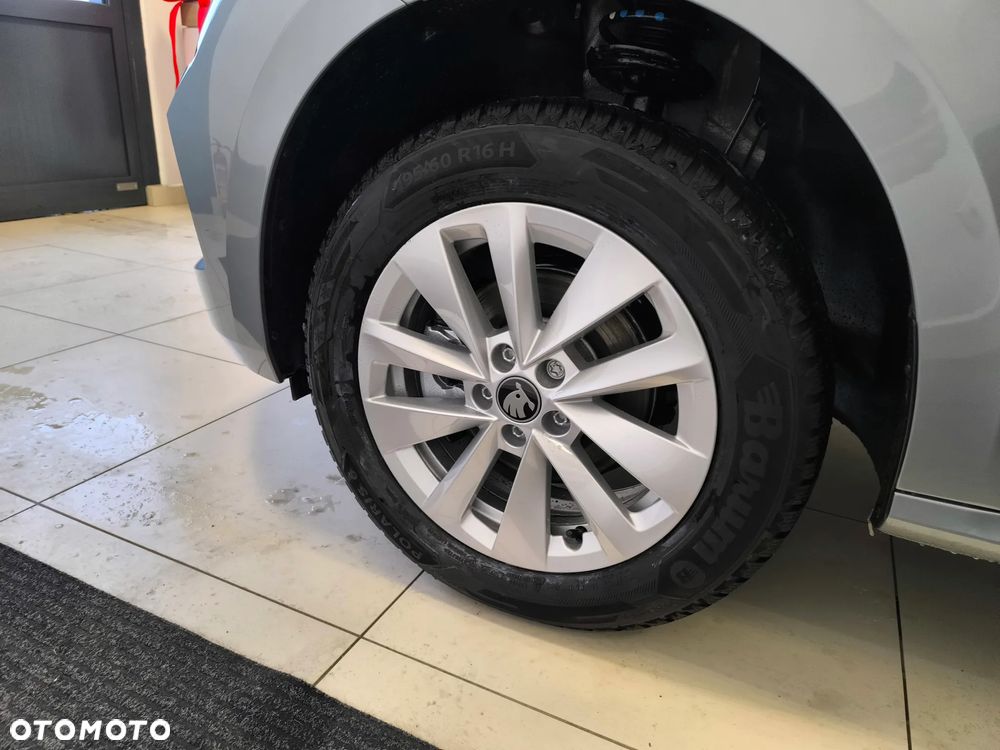 Skoda Kamiq 1.0 TSI Drive DSG - 9