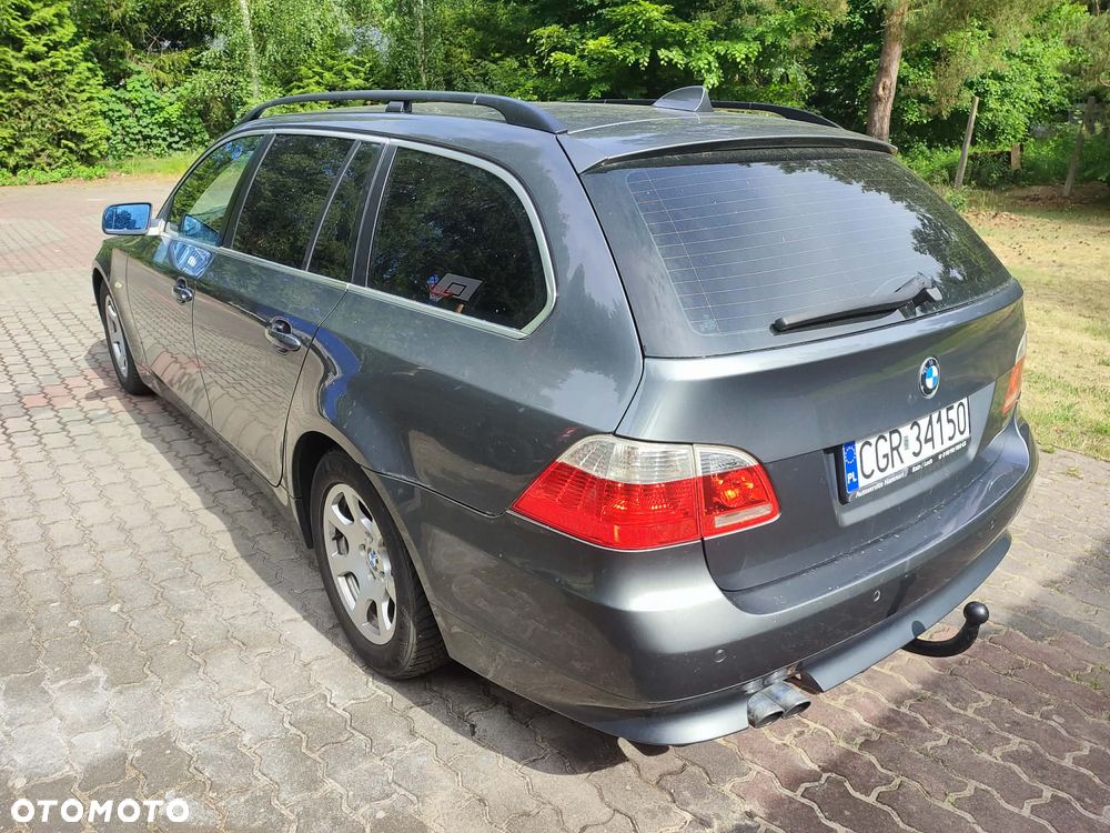 BMW Seria 5 523i - 4