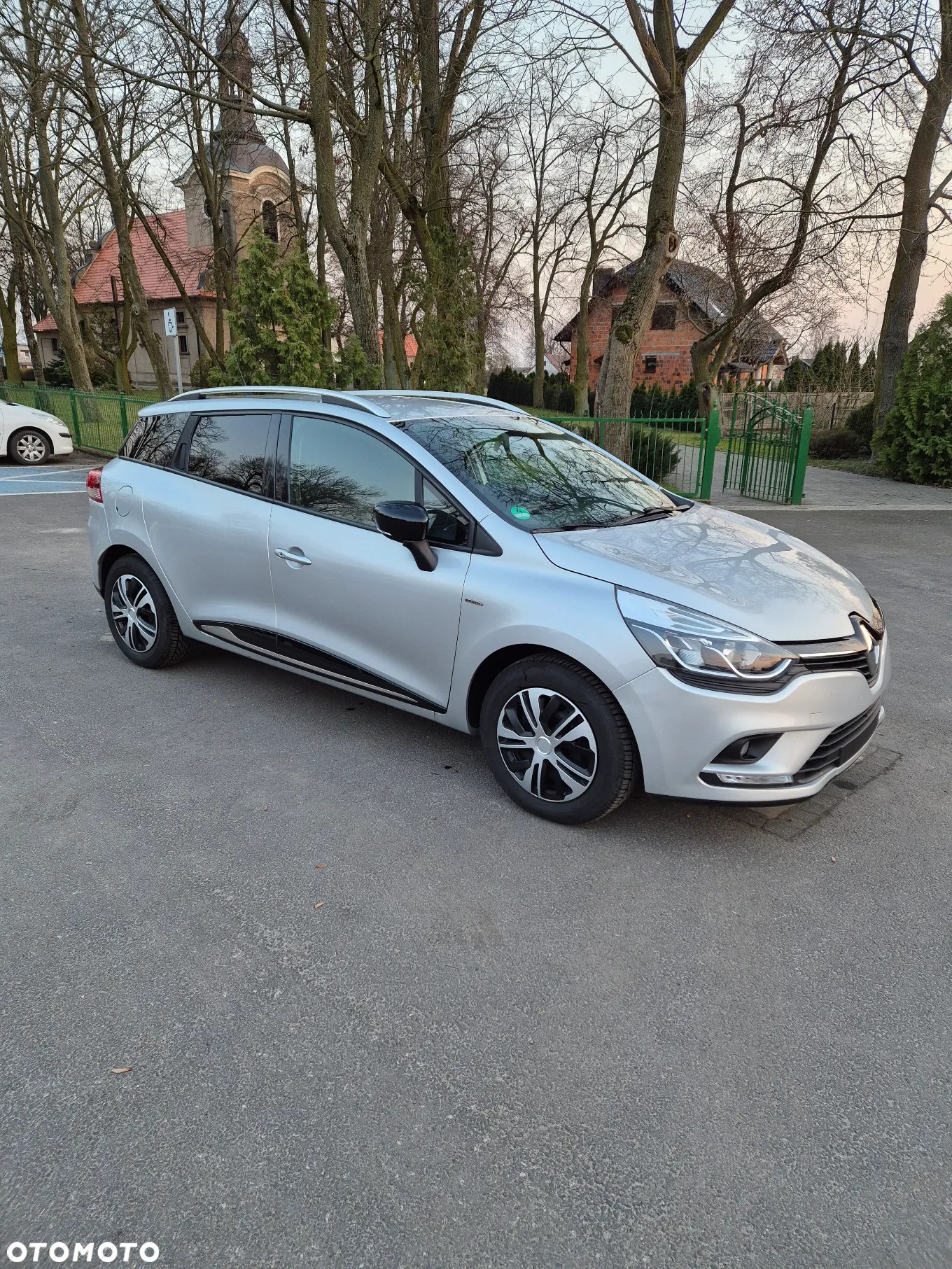 Renault Clio Grandtour (Energy) TCe 90 Start & Stop LIMITED - 14
