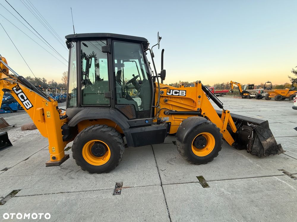 JCB 3CX Compact - 6